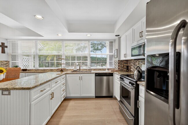 Building Photo - 503 Andover Ct