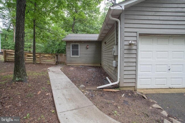 Building Photo - 309 Old Shady Grove Ln