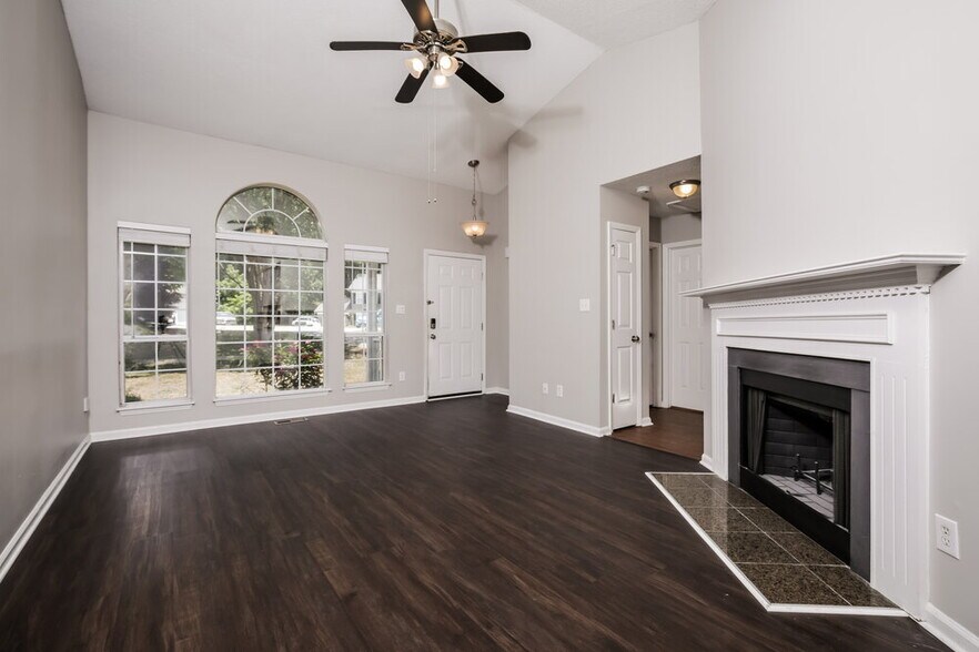Building Photo - 504 Heathwick Dr