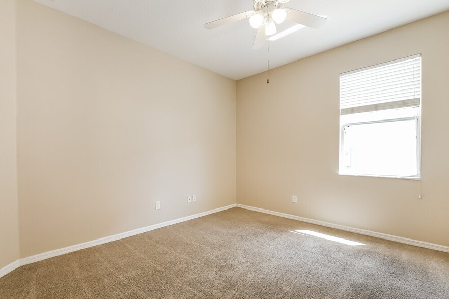 Building Photo - 2302 Abey Blanco Dr