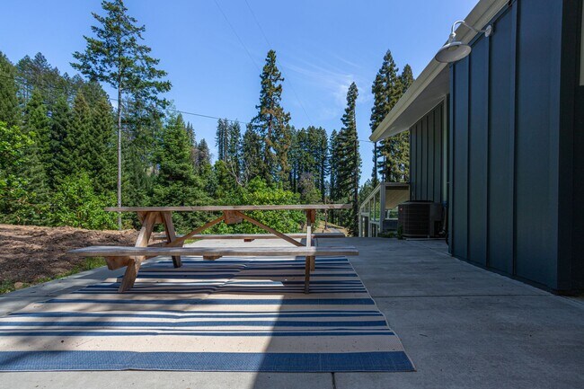 Building Photo - Fully Furnished Mount Veeder Sanctuary Home