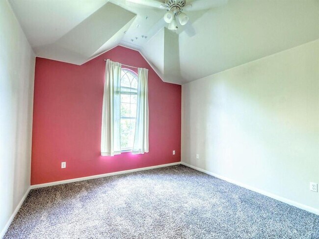 Building Photo - 10928 Bexley Ln
