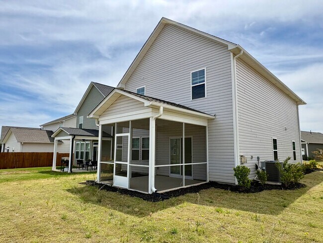 Building Photo - 101 Brown Cir
