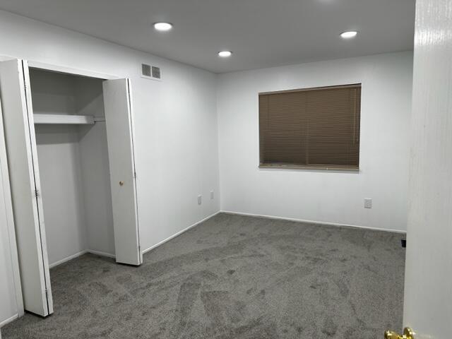 Building Photo - 7356 Hedgerow Ct