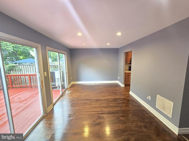 Building Photo - 7655 Sherlock Ct