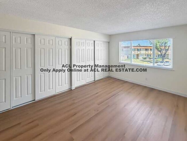 Building Photo - Spacious, Centrally Located 4 Bedroom 3 Bathroom Home