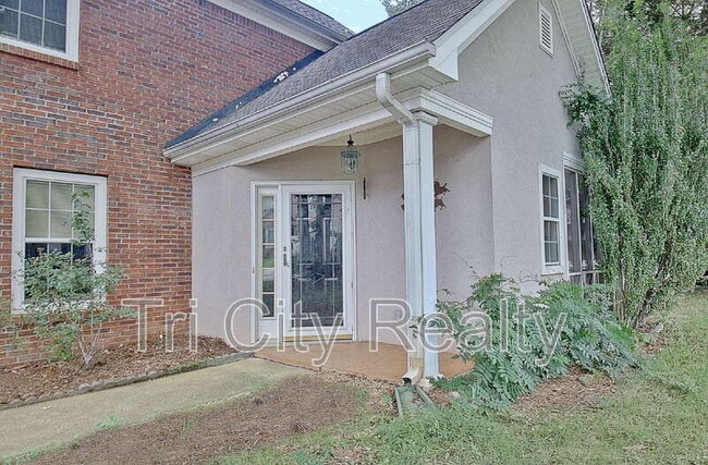 Building Photo - 419 Sherrels Ford