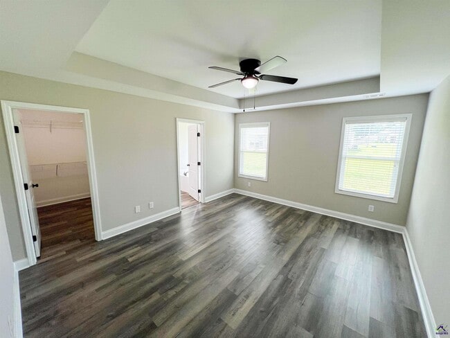 Building Photo - 202 Gunnison Way