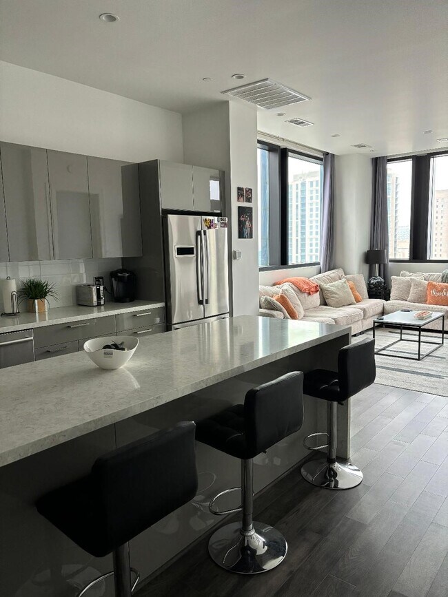 Building Photo - 1211 Caroline St