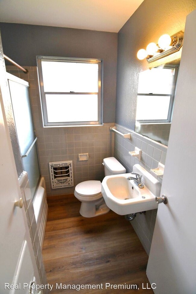 Building Photo - 3 br, 1.5 bath House - 505 Staring Lane