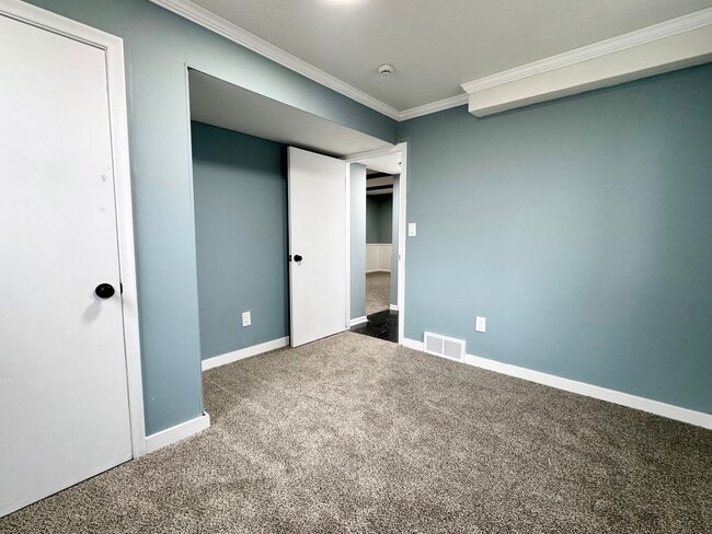 Building Photo - Remodeled 3 bed, 2 bath Millard home