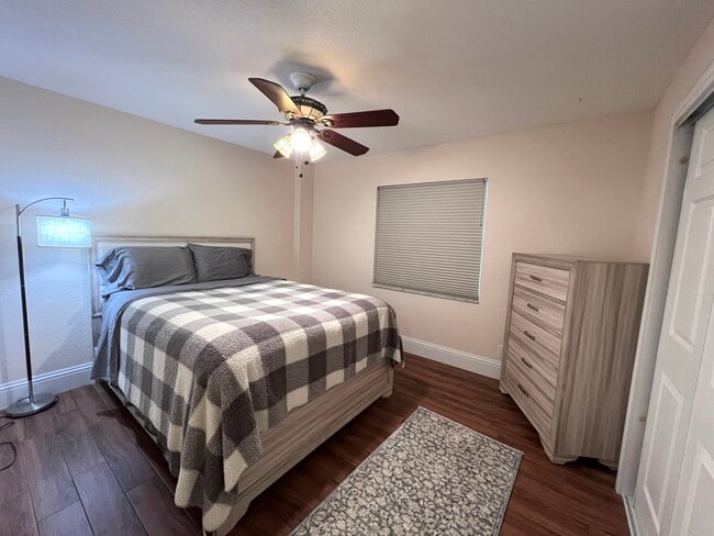 Building Photo - 3580 S Ocean Blvd