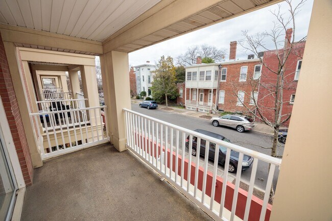 Building Photo - 2100 Grove Ave