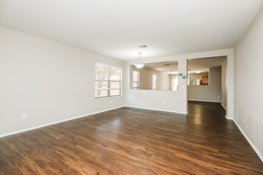 Building Photo - 27834 N 30th Ln