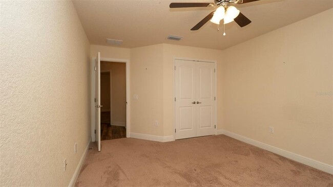 Building Photo - 6856 Wirevine Dr