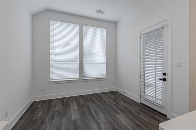 Building Photo - 3509 Mescalbean Dr