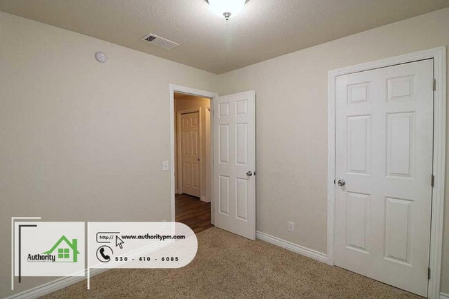 Building Photo - 808 Springer Dr