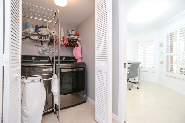 Building Photo - **WORLD TENNIS CENTER**3 BEDS/3.5 BATHS**F...