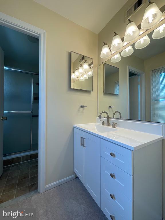 Building Photo - 6918 Lodestone Ct
