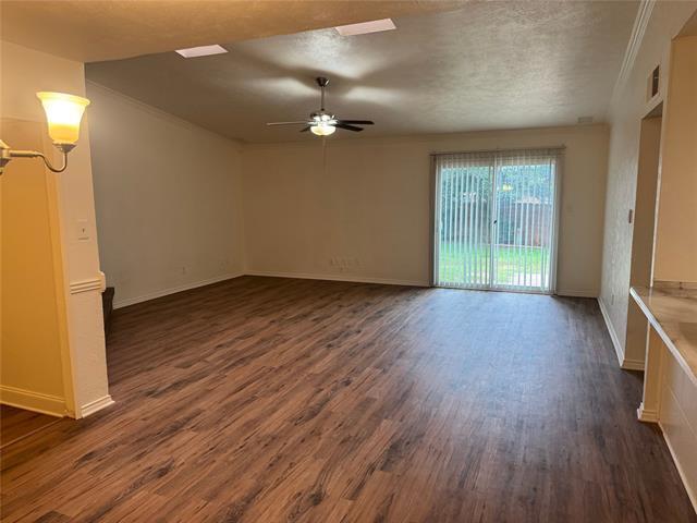 Building Photo - 3716 Mulberry Ln