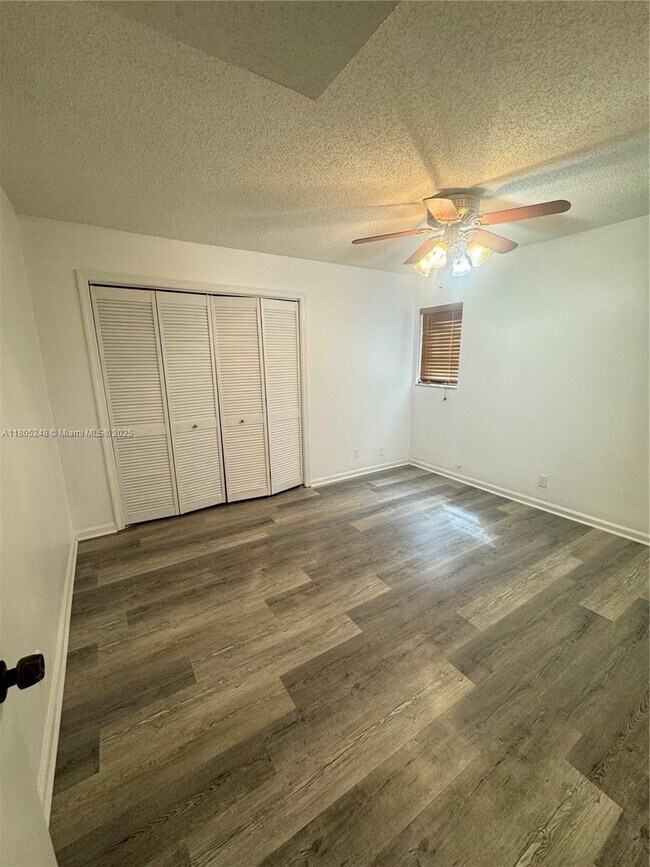 Building Photo - 3111 Coral Springs Dr