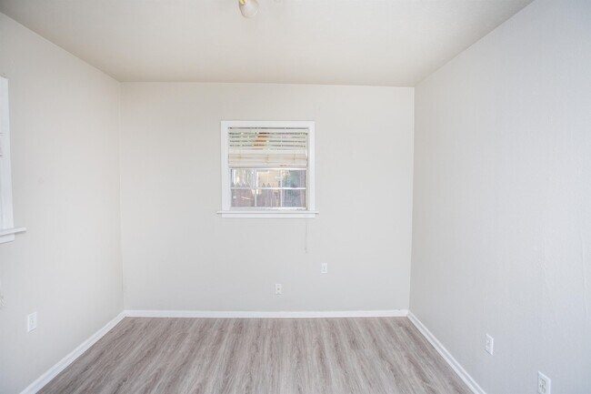 Building Photo - 2706 30th St