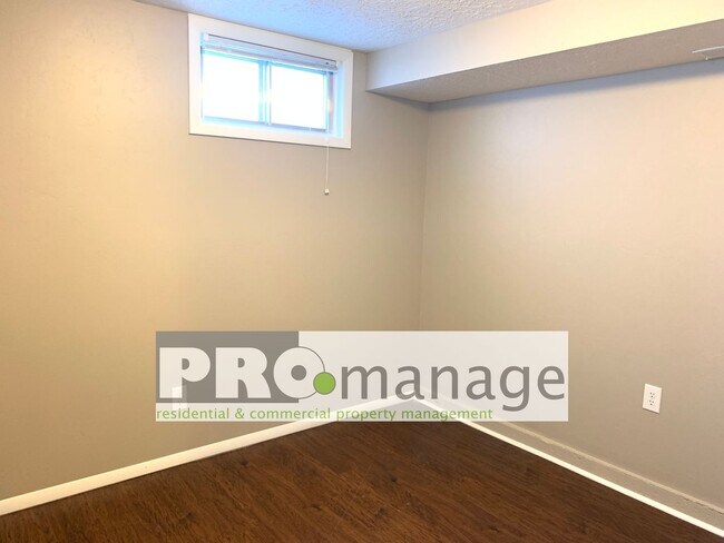 Building Photo - 4 Bed, 2 Bath Home w/ 1 Car Garage - Idaho Falls