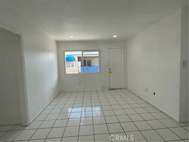 Building Photo - 10642 Dorothy Ave