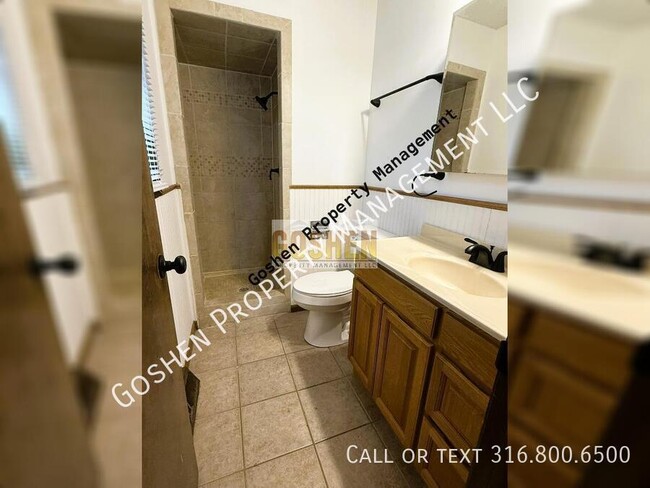 Building Photo - 131 Brazos Dr