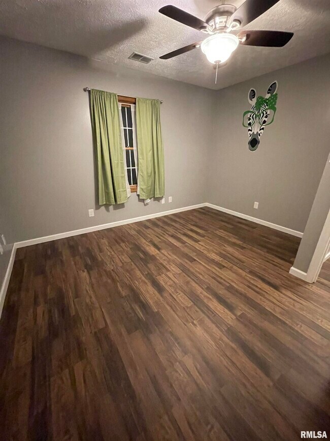 Building Photo - 12488 Cyril James Rd