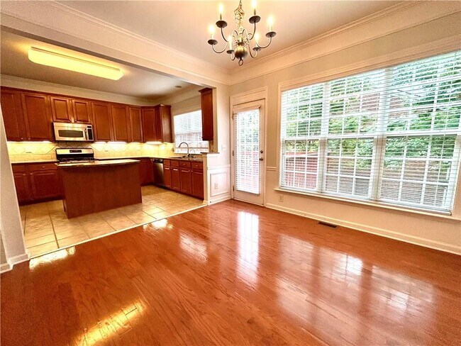 Building Photo - 4692 Wehunt Commons Dr