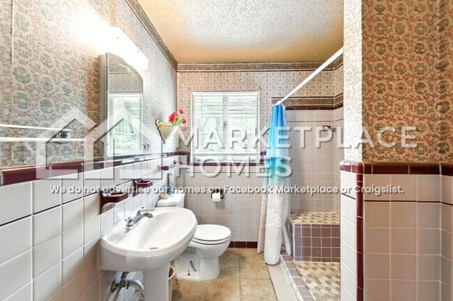Building Photo - 2603 Kaiser Dr