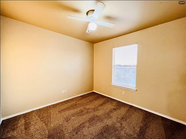 Building Photo - 10718 Mathom Landing