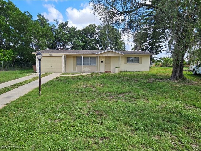 Primary Photo - 1407 Juddale St E