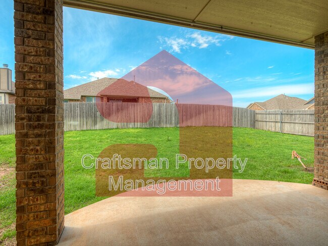 Building Photo - 3413 Huron Cir