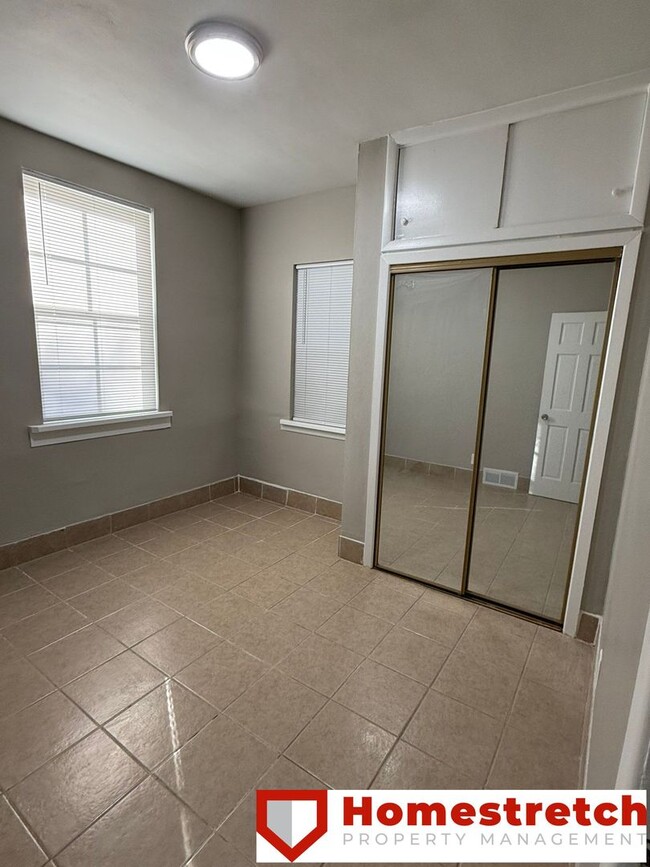 Building Photo - Newly Renovated Two Bedroom Home Coming Av...