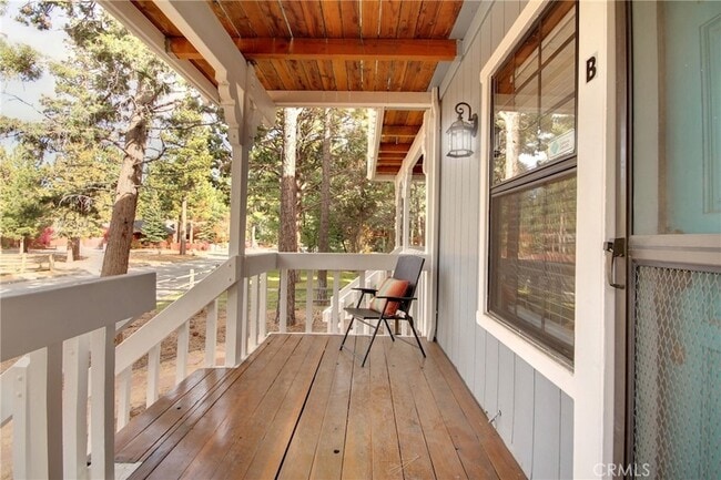 Building Photo - 430 E Country Club Blvd