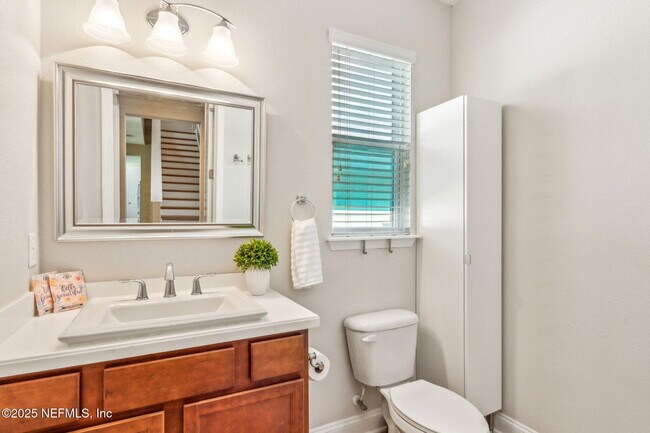 Building Photo - 11470 Glenlaurel Oaks Cir