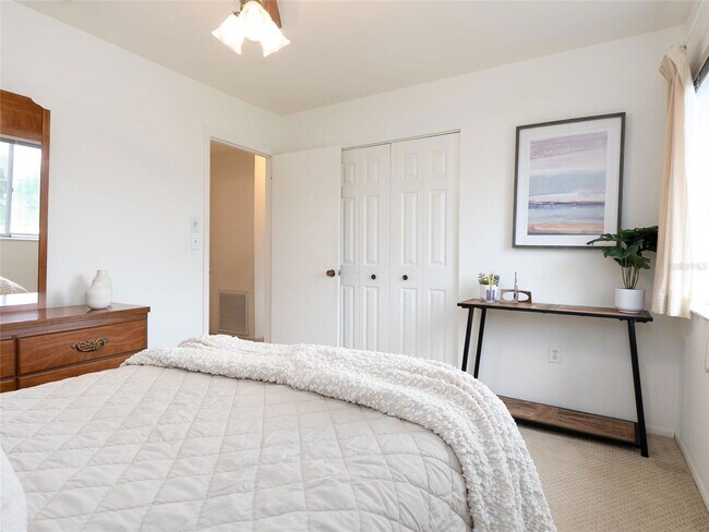 Building Photo - 3087 Idlewood St