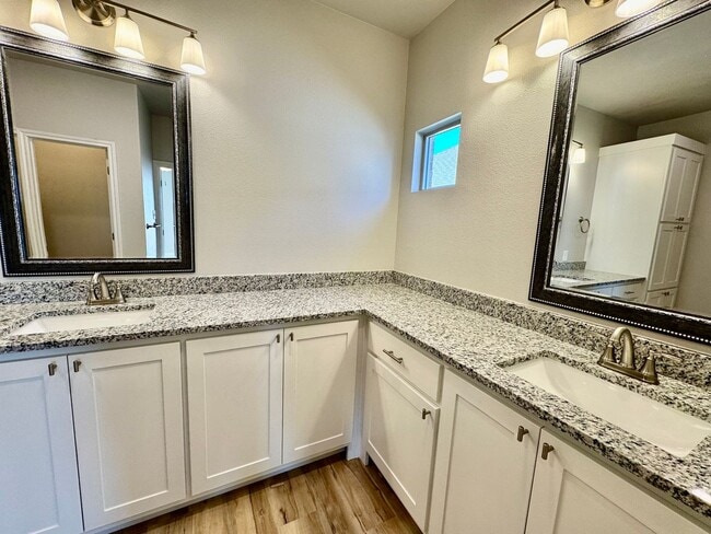 Building Photo - 4bed 2 bath - Frenship ISD