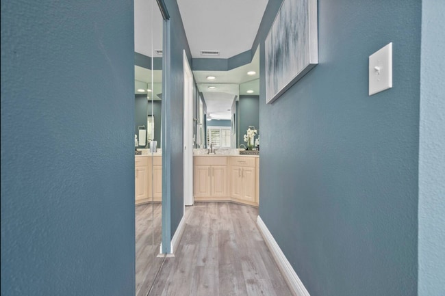 Building Photo - 92-1519 Aliinui Drive, Unit 12G