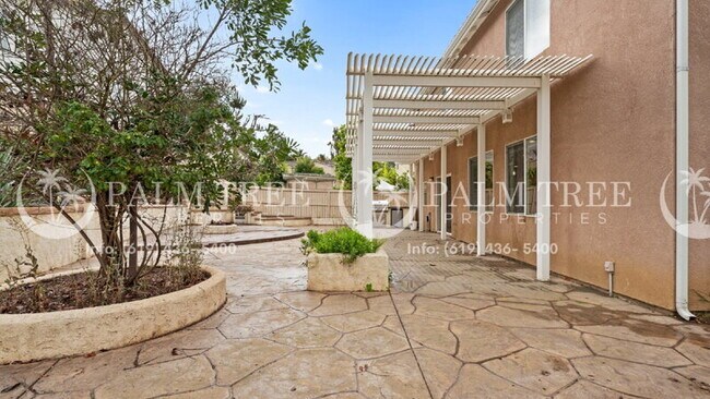 Building Photo - 807 Via Bahia