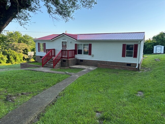 Building Photo - 421 Hannaway St