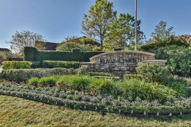 Building Photo - WestChase Fully Furnished Townhome