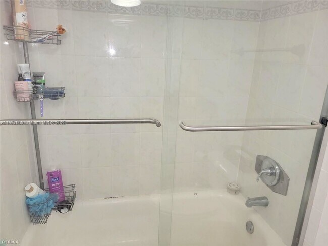 Building Photo - 3 br, 2 bath House - 20350 W Country Club ...