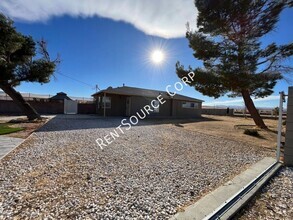 Building Photo - COMING SOON - 2 Bedroom Home For Rent in W...