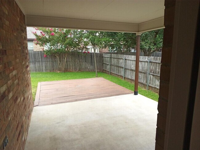 Building Photo - 2024 Pecan Valley