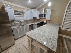 Building Photo - 204 Brandywine Rd