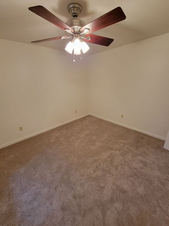 Building Photo - College Station, 2-bedroom, 1-bath - fenced in yard - Duplex for lease.