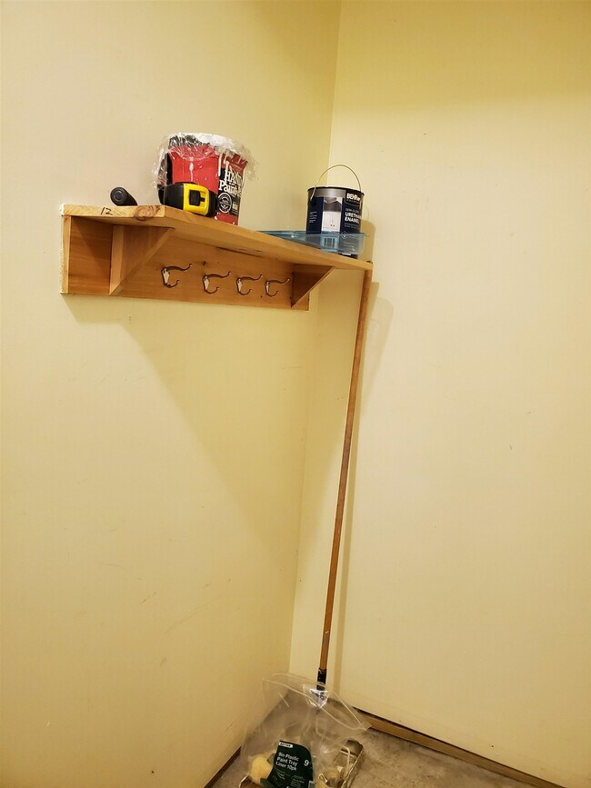 Building Photo - 750 US-4